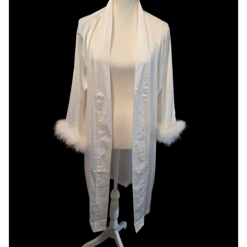 House of Harlow 1960 Cream Satin Robe with Feather Sleeves